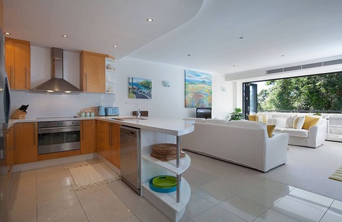 Coolum Beach Villa | Villa 7 Ocean Views, Spacious, Pool