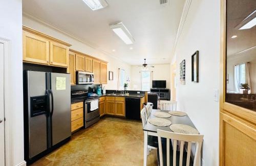 Pine Grove Apartment | Villa 7