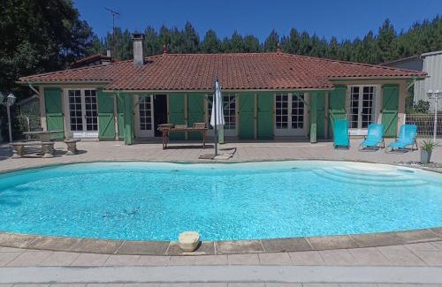 Saint-Julien-en-Born House | villa 8 personnes ô Mes Anges