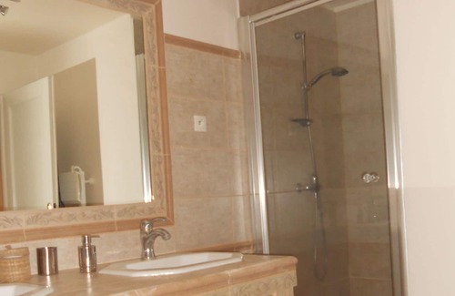 Chateauneuf-le-Rouge Villa | Villa 80 m2 near Aix-en-Provence