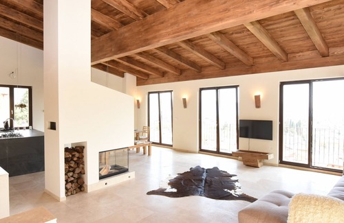 Toscolano Maderno Villa | Villa above the roofs of Maderno with pool, sauna and sensational views !
