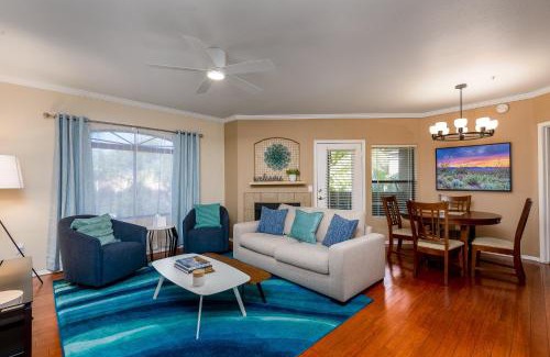 North Scottsdale Apartment | Villa Acacia condo