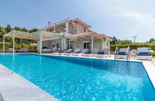 Alikias Villa | Villa Aelia by Kardous