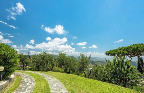 Corsanico Villa | Villa Agave by Nicola Real Estate
