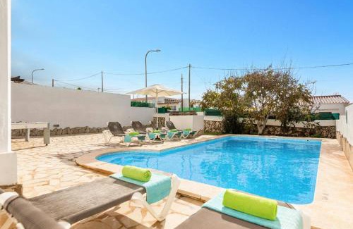 Cala en Porter Villa | Villa Airosa by Villa Plus