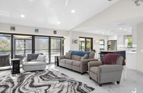 The Dunes House | Villa Albatross- Gorgeous Ground Level Pool Home in the Dunes