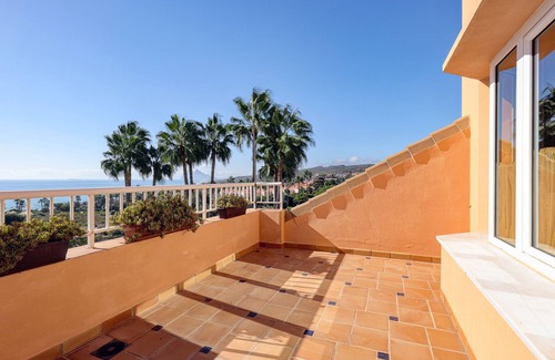 San Roque Villa | Villa "Alcaidesa Vistas al Mar" with Sea View, Pool & Wi-Fi