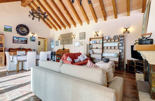 San Roque Villa | Villa "Alcaidesa Vistas al Mar" with Sea View, Pool & Wi-Fi