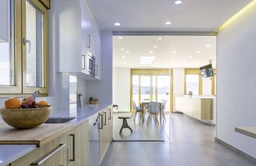 Hio Villa | Villa Aldán (252), sea views & close to the beach