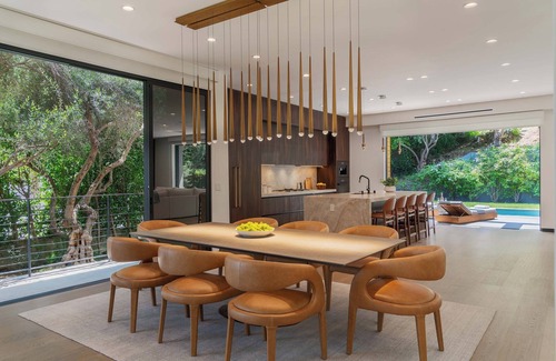 Hollywood Hills West Villa | Villa Alfi by LuxJB 🏆 Hollywood Hills Mansion with Iconic Views 🏆 Award-Winner