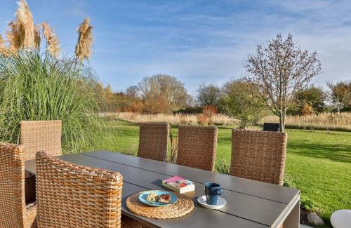 Trent House | Villa Am Gutshof