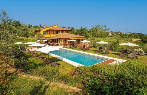 Montaione Villa | Villa Amadeo - Villa with pool