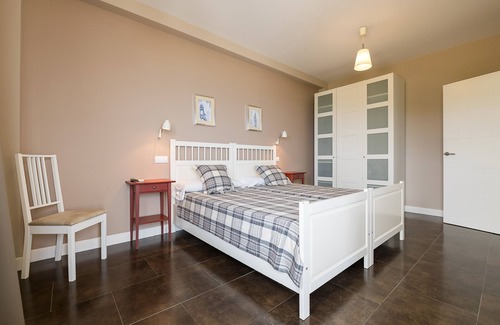 Atlanterra Villa | VILLA AMARANTA - Luxury villa near the sea with free WiFi.