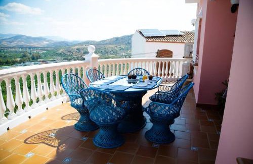 Alora Villa | Villa Ana Todo Confort
