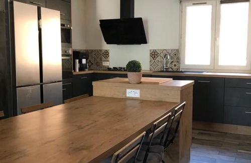Saint-Gilles House | Villa Anais