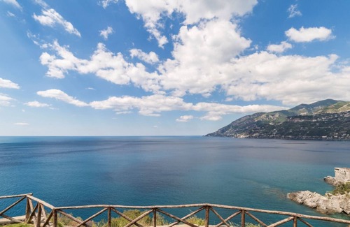 Maiori Villa | Villa Angel, Relaxing Sea Villa Near the Beach, maxi jacuzzi, views and parking