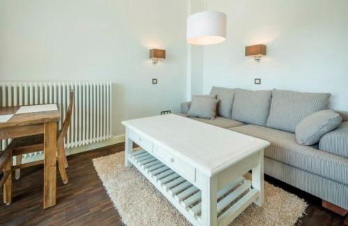 Burg auf Fehmarn Apartment | "Villa Anker" 1 Etage - links