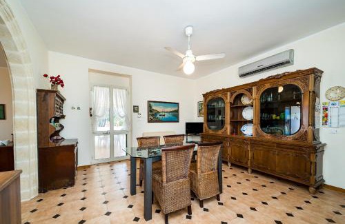Lido Marini Villa | Villa Anna By Vivimy