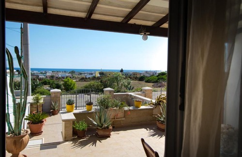 Torre Pali House | VILLA ANNA