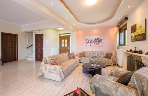 Stalos Villa | Villa Anna with Pool in Chania Crete
