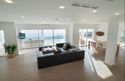 Costa Adeje House | Villa Aqualuna