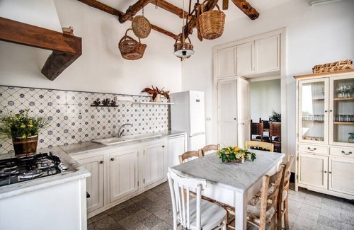 Schiazzano Villa | Villa Aragona:17th-Century Charm by Feeling Italy