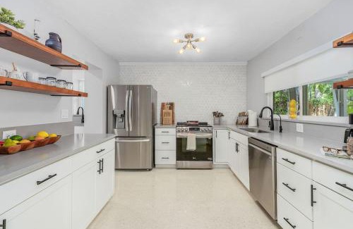 Fort Myers House | Villa Armonia Serenity, Style and Location