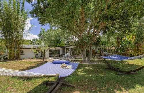 Fort Myers House | Villa Armonia Serenity, Style and Location