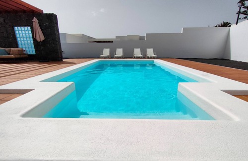 Playa Blanca Villa | Villa Aroa
