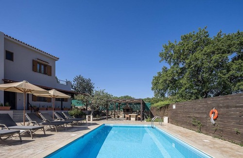 Prines Villa | Villa Aspa - Three Bedroom Villa, Sleeps 6