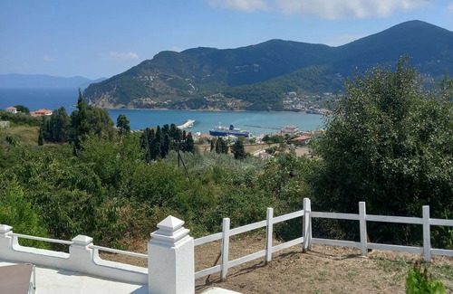 Skopelos Villa | Villa Aspalathus Gold: Beautiful Skopelitian Villa, 7 min from the town.