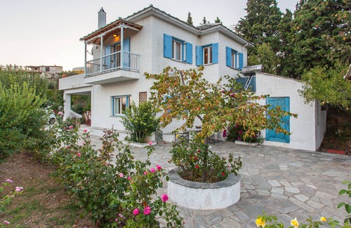 Glossa Villa | Villa Atheatos On The Most Beautiful Greek Island