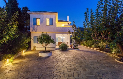 Glossa Villa | Villa Atheatos On The Most Beautiful Greek Island