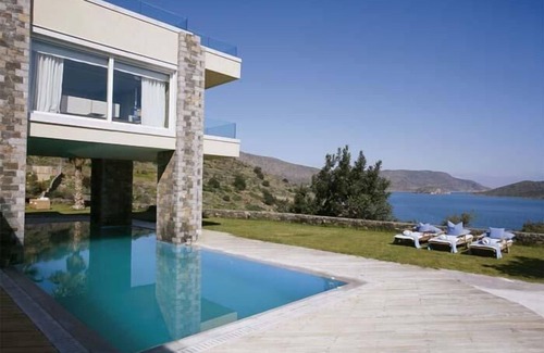 Mavrikiano Villa | Villa Atlantis sea view villa with a heated pool