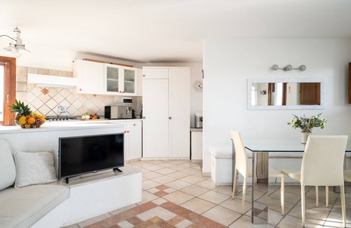 Porto Istana Villa | Villa Aurazure - jacuzzi with seaview