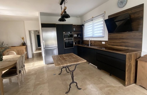 Aups Villa | Villa Avec Piscine au Milieu des Oliviers, Parc du Verdon, Lac de Ste Croix