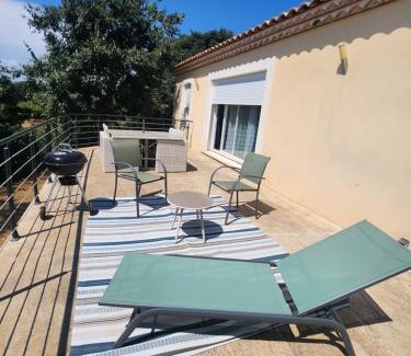 Saint-Gilles Villa | VILLA avec piscine clim jolie vue Camargue