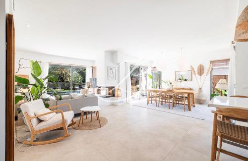Mougins Villa | Villa Bali - Mougins Pool Jacuzzi