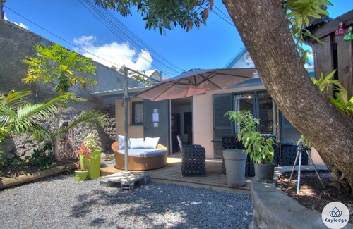 Sainte-Clotilde Villa | Villa Bambusa - 88m² - Piscine - 6 personnes - Proche centre-ville et aéroport