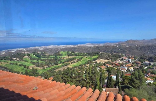 Santa Brigida Apartment | 'Villa bandama golf Valleseco-09' with sea views, Wi-Fi and air conditioning