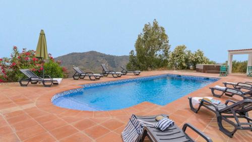 Arenas Villa | Villa Bandoleros Arenas by Ruralidays