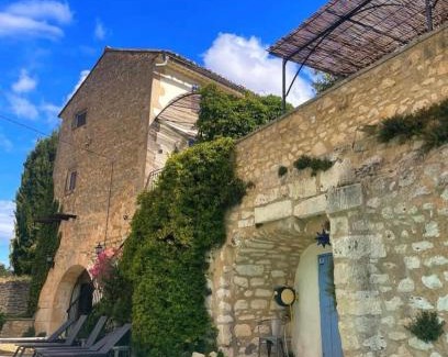 Menerbes Villa | VILLA BEL - Entre paradis et vignes