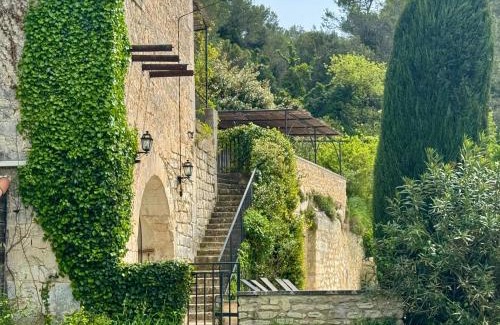 Menerbes Villa | VILLA BEL - Entre paradis et vignes