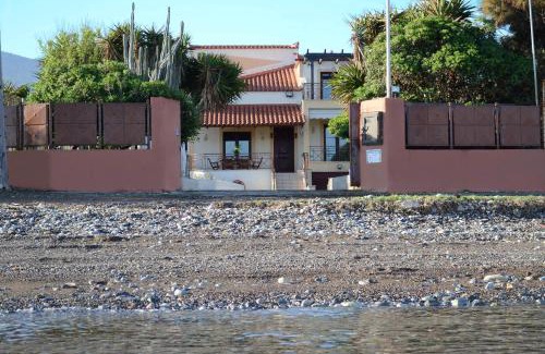 Koutsoupia House | VILLA BELLA LOUKISIA