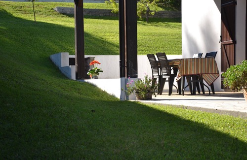 Urrugne House | Villa between sea and mountain, near border