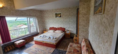 Saints Constantine and Helena House | Villa Summer House