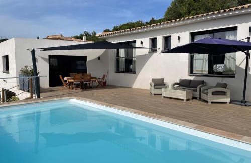 Cirendinu Villa | Villa Bianca