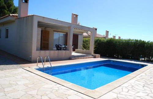 Calafat Villa | VILLA BONITA