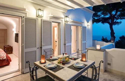 Marina Piccola Apartment | Villa Bougainvillea - Luxury Capri Villa With Views