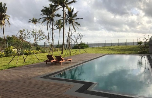 Uswetakeiyawa House | Villa by the Sea, Negombo-Katunayake